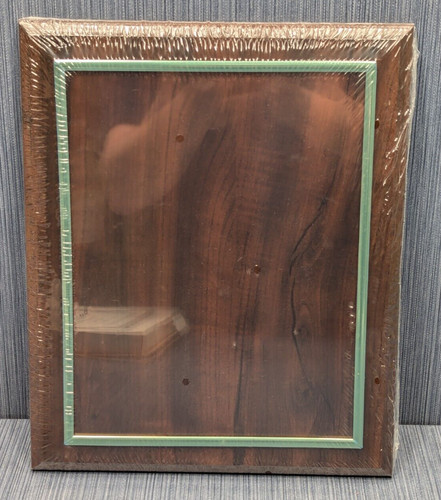 Beautiful walnut certificate - beautiful,